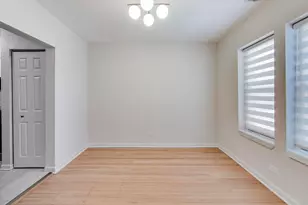 1 W Oak Ave, La Grange Park, IL 60526 - Photo 7