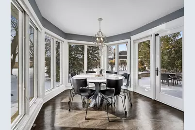 2S630 Avenue Chateaux East, Oak Brook, IL 60523 - Photo 11