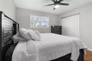 228 Wellington Dr, Crystal Lake, IL 60014 - Photo 19