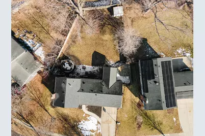 228 Wellington Drive, Crystal Lake, IL 60014 - Photo 3