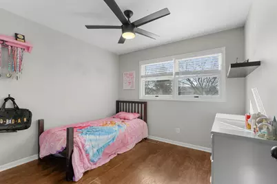 228 Wellington Drive, Crystal Lake, IL 60014 - Photo 21