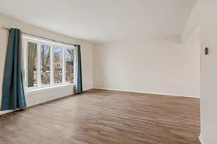 103 Richter Rd, Batavia, IL 60510 - Photo 5