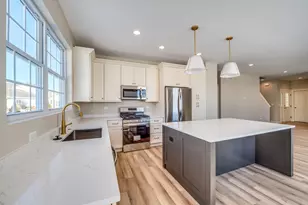 1074 Freedom Rd, Elburn, IL 60119 - Photo 7