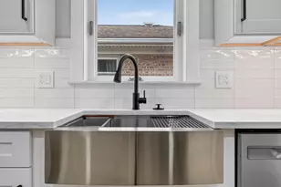 4249 N Sayre Ave, Norridge, IL 60706 - Photo 5