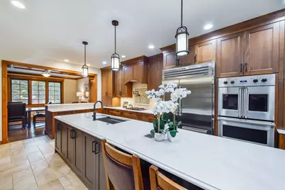 2009 Mackenzie Place #2009, Wheaton, IL 60187 - Photo 11