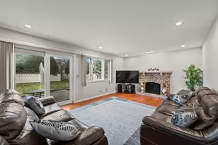 2806 N Stanford Dr, Arlington Heights, IL 60004 - Photo 9