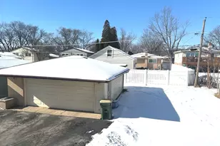 1228 S Chestnut Ave, Arlington Heights, IL 60005 - Photo 3