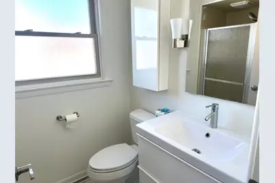 1228 S Chestnut Avenue, Arlington Heights, IL 60005 - Photo 9