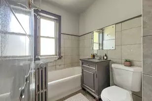 7951 S Muskegon Ave, Chicago, IL 60617 - Photo 9