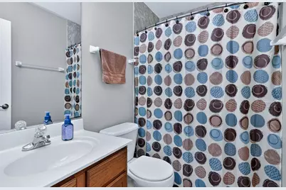 18104 Lake Shore Drive, Orland Park, IL 60467 - Photo 15