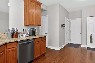 18104 Lake Shore Drive, Orland Park, IL 60467 - Photo 7