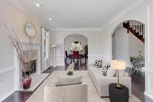 5937 N Sauganash Ln, Chicago, IL 60646 - Photo 5