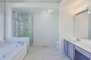 5937 N Sauganash Ln, Chicago, IL 60646 - Photo 21