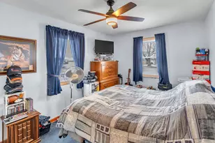 17617 Burnham Ave, Thornton, IL 60476 - Photo 11