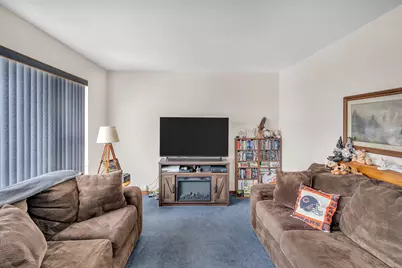 17617 Burnham Avenue, Lansing, IL 60438 - Photo 5