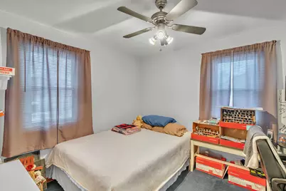 17617 Burnham Avenue, Lansing, IL 60438 - Photo 9