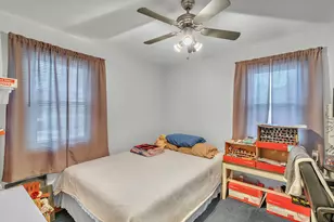 17617 Burnham Ave, Thornton, IL 60476 - Photo 9