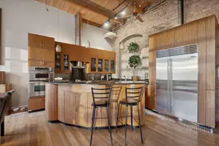 525 W Superior St, Chicago, IL 60654 - Photo 7