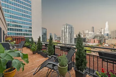 525 W Superior Street #626, Chicago, IL 60654 - Photo 23