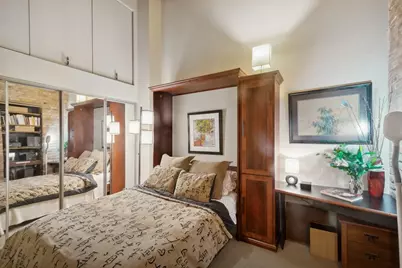 525 W Superior Street #626, Chicago, IL 60654 - Photo 13