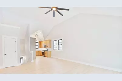 28722 N Madison Avenue, Wauconda, IL 60084 - Photo 5