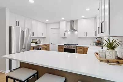 731 S River Road, Naperville, IL 60540 - Photo 3