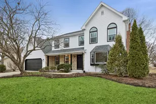 731 S River Rd, Naperville, IL 60540 - Photo 1