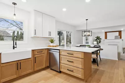 731 S River Road, Naperville, IL 60540 - Photo 5