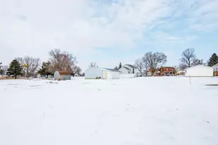 300 E South St, Atlanta, IL 61723 - Photo 51