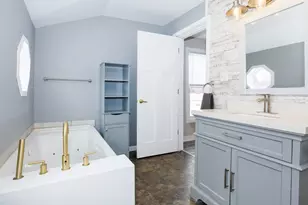 300 E South St, Atlanta, IL 61723 - Photo 15