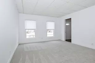 300 E South St, Atlanta, IL 61723 - Photo 23