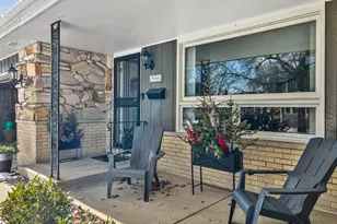 18324 Roy St, Lansing, IL 60438 - Photo 3