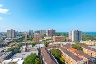 3930 N Pine Grove Ave, Chicago, IL 60613 - Photo 17