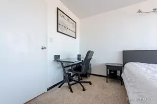 3930 N Pine Grove Ave, Chicago, IL 60613 - Photo 9