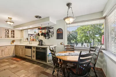 1090 Roselle Road, Inverness, IL 60067 - Photo 15