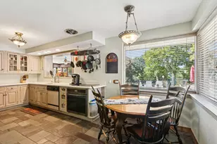 1090 Roselle Rd, Inverness, IL 60067 - Photo 15