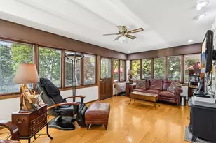 1090 Roselle Rd, Inverness, IL 60067 - Photo 11