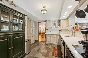 1090 Roselle Rd, Inverness, IL 60067 - Photo 17