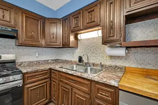 1280 Alicia Dr, Morris, IL 60450 - Photo 7