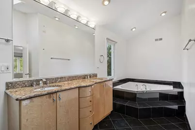 2175 Kipling Lane, Highland Park, IL 60035 - Photo 17