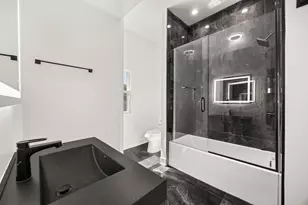 7324 S Maryland St, Chicago, IL 60619 - Photo 11