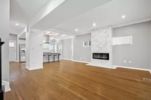 553 N Leamington Ave, Chicago, IL 60644 - Photo 5