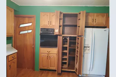 708 E St. Louis Street, West Frankfort, IL 62896 - Photo 5