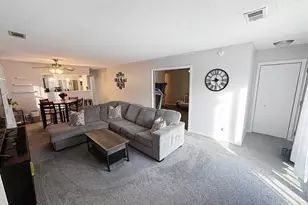 5915 36th Ave Ct, Moline, IL 61265 - Photo 3