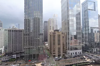 300 N State Street #2212, Chicago, IL 60654 - Photo 9