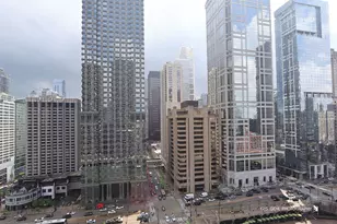 300 N State St, Chicago, IL 60654 - Photo 9