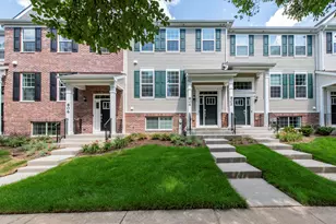 804 Neubauer Circle, Lindenhurst, IL 60046 - Photo 1