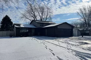 1008 Mallard Dr, Bradley, IL 60915 - Photo 3