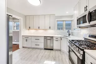 1916 Courtland Ave, Park Ridge, IL 60068 - Photo 7