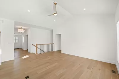 3904 Bay Circle, Champaign, IL 61822 - Photo 7